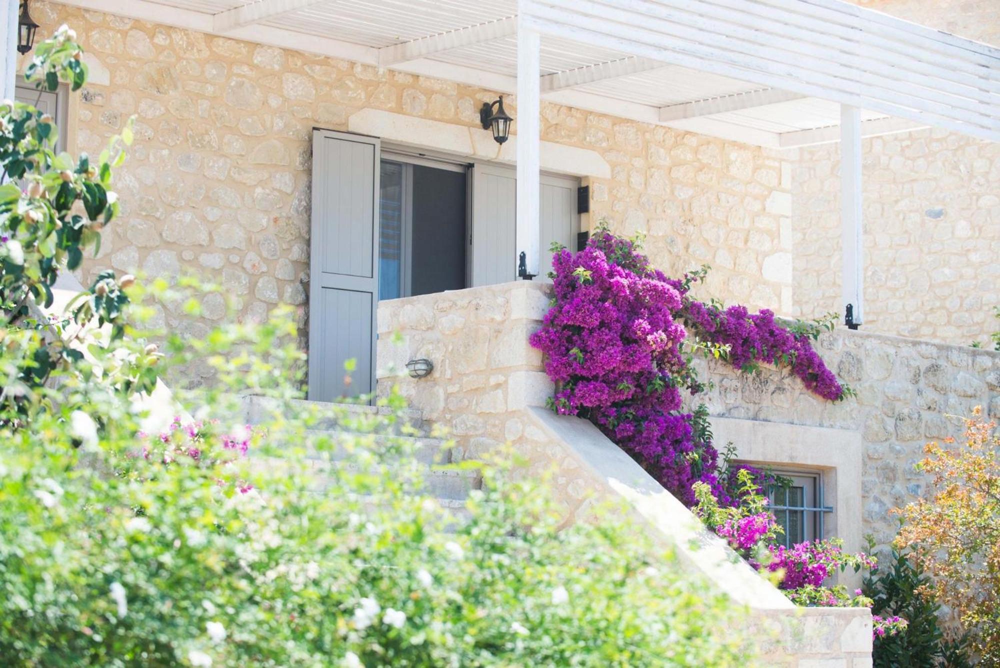 Poliana Estate Villas Rínglia Kültér fotó